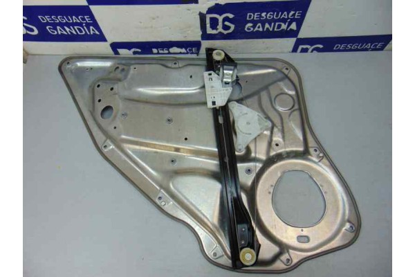 Elevalunas trasero derecho, Mercedes-benz Clase C (Bm 204) Berlina C 220 Cdi (204.008) 2009