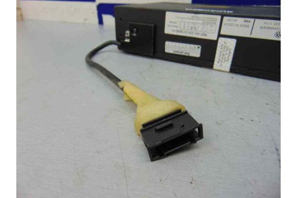 1J5035111A SISTEMA AUDIO / RADIO CD SEAT ALHAMBRA (7V9)