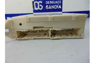 Caja reles / fusibles, Lexus Is (DS2/IS2) 250 V6 2007, 82730-53050
