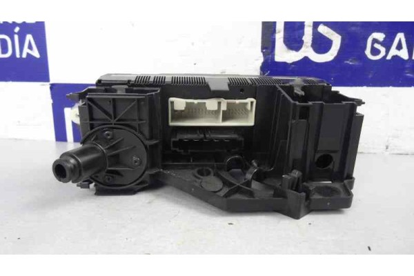 Mando calefaccion / aire acondicionado, Volkswagen Golf V (1K1)(10.2003) Conceptline (E) 2005