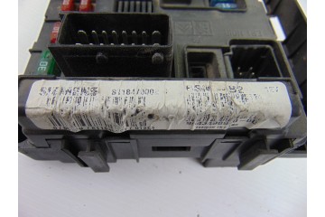 Caja reles / fusibles, Peugeot 206 Xr 2002, 9643498980