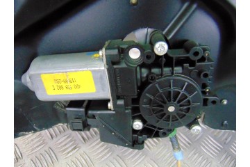 Elevalunas delantero derecho, Audi A8 (D2) 2.5 TDI Quattro 2001, 4D0959802E