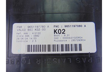 Caja reles / fusibles, Peugeot 307 (S1)(04.2001) XR Clim Plus 2004, 9651197780A