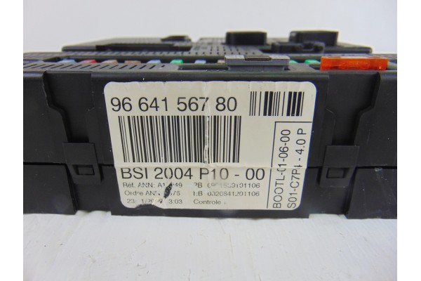 Caja reles / fusibles, Citroen C3 HDi 92 Collection 2006, 9664156780