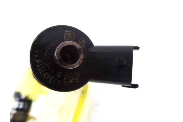 Inyector, Opel Vectra C Berlina Cosmo 2006, 0445110165