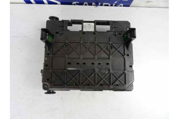 Caja reles / fusibles, Citroen Berlingo 2.0 HDi 600 Furg. 2003, 9643498980