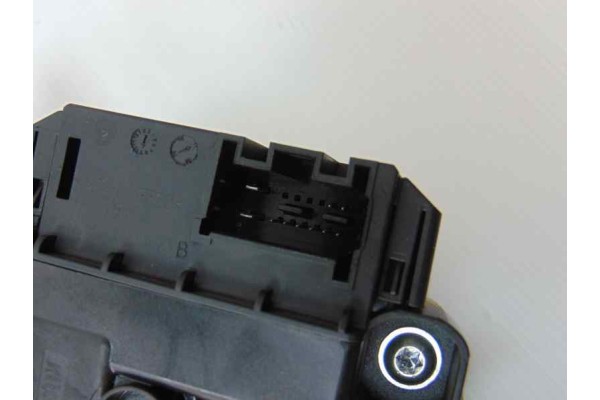 6R0959801AB  ELEVALUNAS DELANTERO IZQUIERDO VOLKSWAGEN POLO V (6R1) Advance 2012 6R0959801AB 188423 VOLKSWAGEN - 2