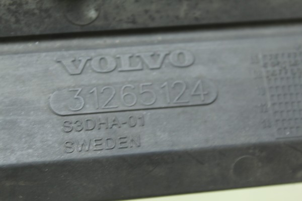 Travesaño inferior, Volvo XC60 Kinetic AWD 2009, 31265124