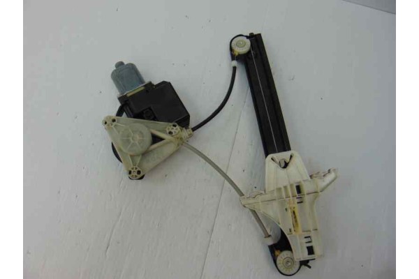 6R0959811F  ELEVALUNAS TRASERO IZQUIERDO VOLKSWAGEN POLO V (6R1) GTI 2011 6R0959811F 188428 VOLKSWAGEN - 2