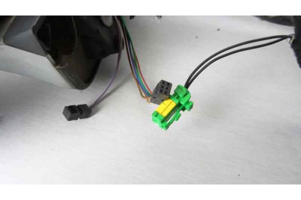 Retrovisor izquierdo