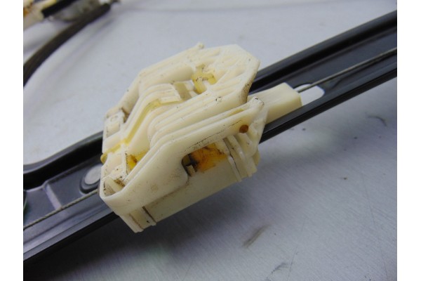 6 PIN ELEVALUNAS DELANTERO IZQUIERDO BMW SERIE 1 BERLINA (E81/E87) 118d 2007 6 PIN 188685 BMW - 5