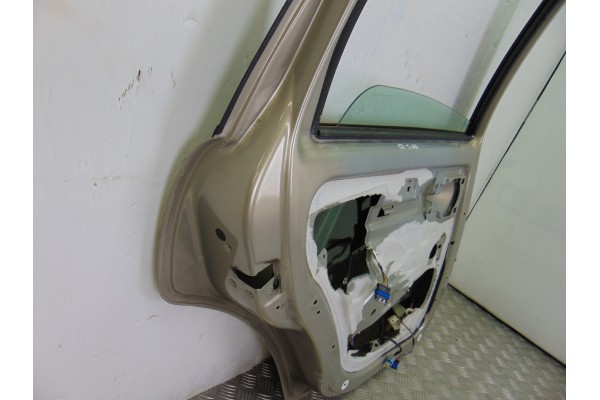 Puerta trasera izquierda, Citroen C3 1.4 16V SensoDrive X-TR 2004