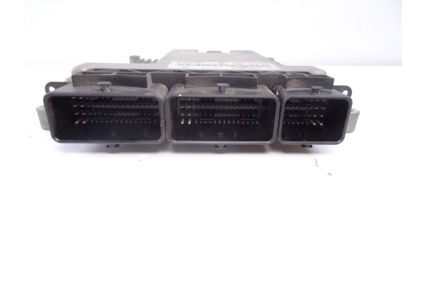 Centralita motor uce, Renault Clio Iv Dynamique 2014, 237102213R