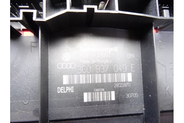 Caja reles / fusibles, Seat Toledo (5P2) Sport-up 2006, 3C0937049E