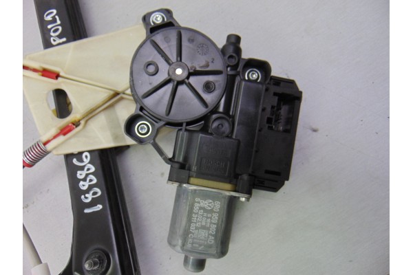 6R0959802AD  ELEVALUNAS DELANTERO DERECHO VOLKSWAGEN POLO V (6R1) Advance 2012 6R0959802AD 188869 VOLKSWAGEN - 6