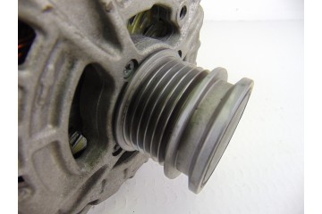 Alternador, 04E903023J