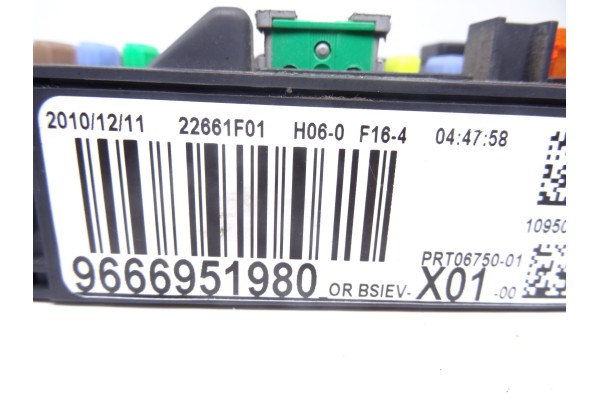 Caja reles / fusibles, Peugeot 207 * 2011, 9666951980