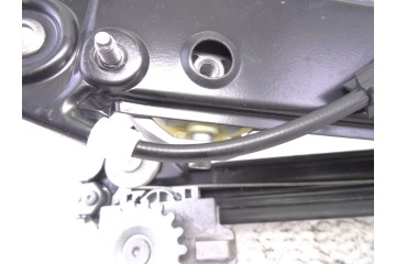 Elevalunas delantero derecho, Bmw Serie 1 Berlina (E81/E87) 120d 2009