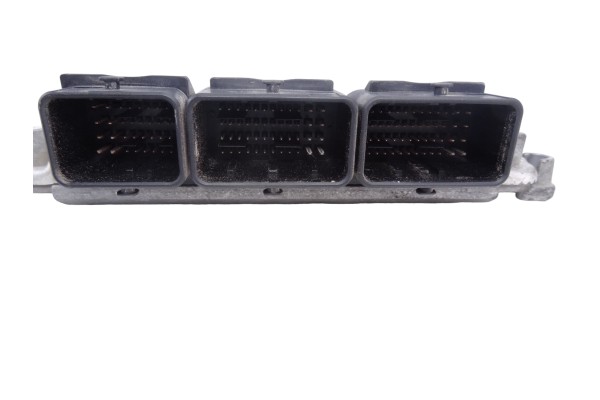 Centralita motor uce, Renault Trafic Ii Combi 9 - plazas (L2H1) acristalado, Combi largo 2002, 8200051608