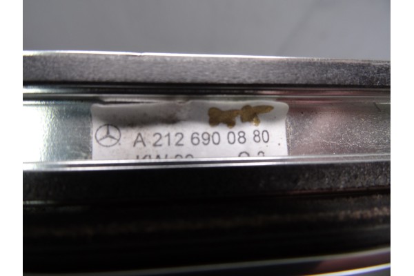 Molduras delanteras, Mercedes-benz Clase e (Bm 212) Lim. 220 CDI BlueEfficiency (212.002) 2011, A2126900880