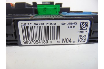 Caja reles / fusibles, Peugeot 308 Style 2015, 9807054180