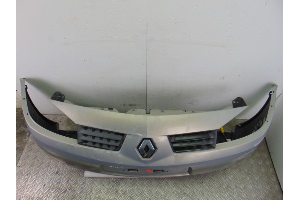 Paragolpes delantero, Renault Megane Ii Coupe/cabrio Confort Authentique 2004