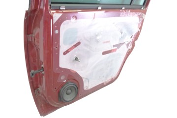 Puerta trasera derecha, Opel Zafira B Cosmo 2005, GRANATE