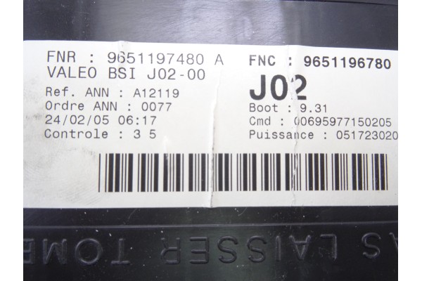 Caja reles / fusibles, Peugeot 307 (S1)(04.2001) Xs 2005, 9651197480