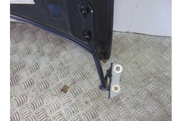 Capo, Toyota Auris (E15) Sol 2008