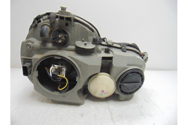 Faro izquierdo, Mercedes-benz Clase e (Bm 210) Berlina 270 Cdi (210.016) 2000
