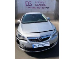 Opel Astra J Sports Tourer Sport 2011 para piezas | Desguace Gandia SL