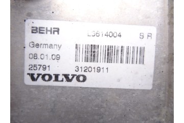 Enfriador aceite motor, Volvo XC60 Kinetic AWD 2009, 31201911