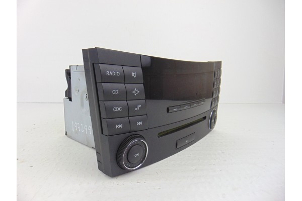Sistema audio / radio cd, Mercedes-benz Clase e (Bm 211) Berlina E 220 Cdi (211.008) 2006, A2118702889