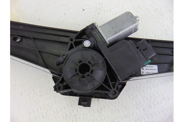 Elevalunas trasero derecho, Peugeot 5008 Active 2017, 9840190380