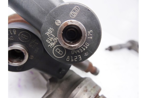 Inyector, Opel Astra H Berlina Cosmo 2007, 0445110175