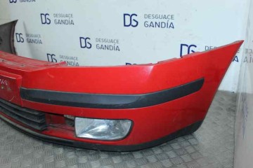 Paragolpes delantero