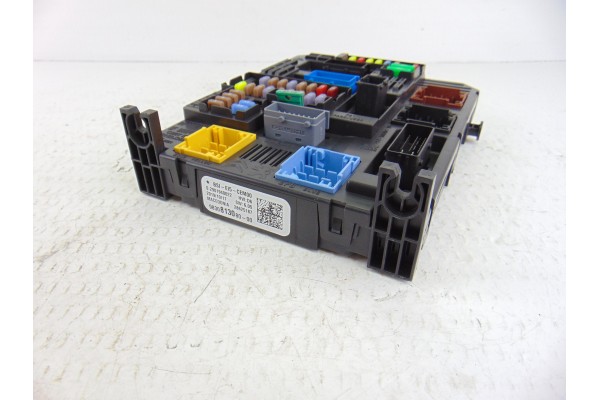Caja reles / fusibles, Peugeot 508 GT Line 2018, 9830813080