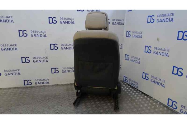 Asiento delantero derecho
