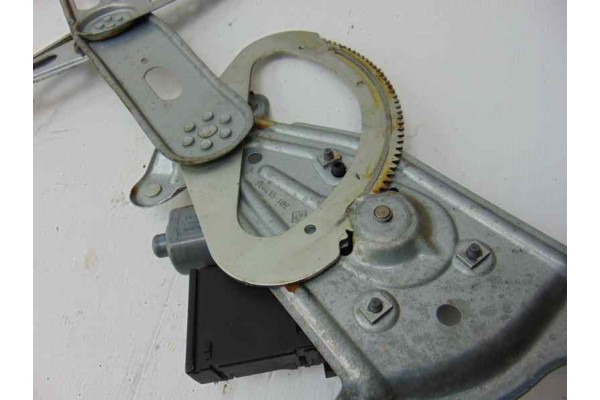 807300011R  ELEVALUNAS DELANTERO DERECHO RENAULT SCENIC III (JZ) Emotion 2009 807300011R 187045 RENAULT - 1