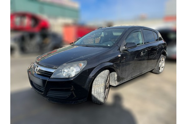 Opel Astra H Berlina Sport 2005 para piezas | Desguace Gandia SL