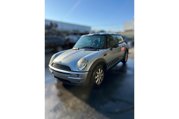 MINI Mini (R50,R53) One 2001 para piezas | Desguace Gandia SL