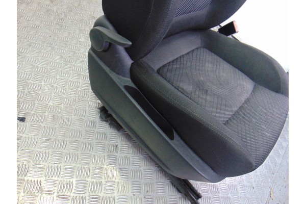 Juego asientos completo, Peugeot 3008 Confort 2009