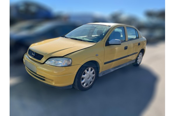 Opel Astra G Berlina Club 2001 para piezas | Desguace Gandia SL