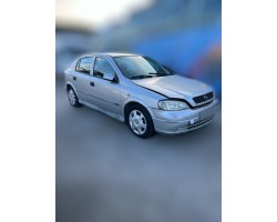 Opel Astra G Berlina Comfort 2000 para piezas | Desguace Gandia SL