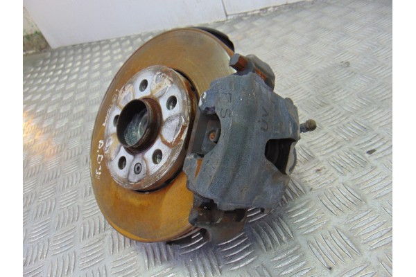 Mangueta delantera derecha, Seat Ibiza Berlina (6J5) Reference 2015