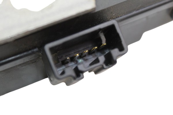 Cerradura maletero / porton, Ford Focus Berlina (Cap) Trend 2005, 3M51R442A66AP