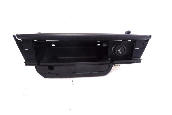 Cenicero, Bmw Serie 7 (F01/F02) 740d xDrive 2011, 9119317