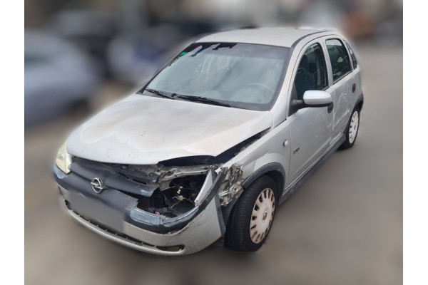 Opel Corsa C Club 2002 para piezas | Desguace Gandia SL