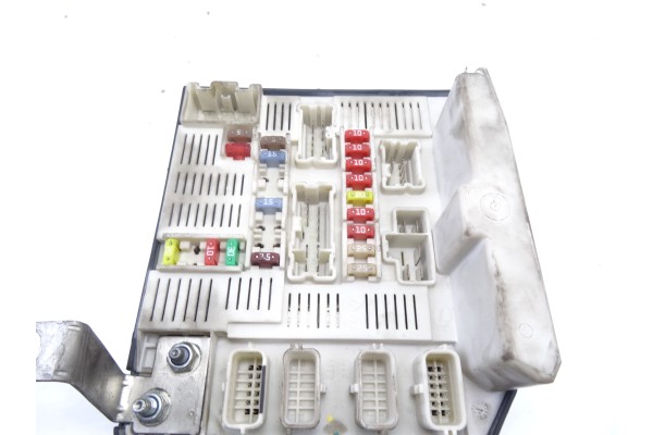 8200481866 CAJA RELES / FUSIBLES RENAULT SCENIC II (JM)