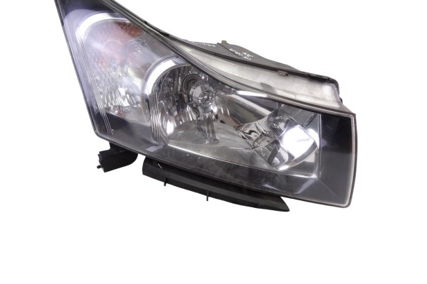 Faro derecho, Chevrolet Cruze Ls 2010